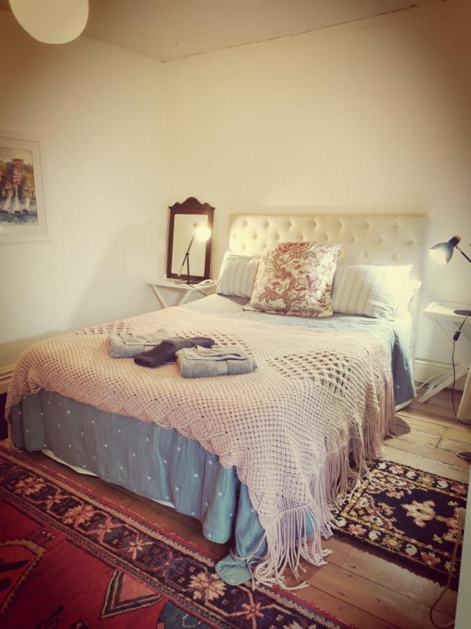 Brony'S Beachfront-Short And Long Term Stays Porirua Esterno foto