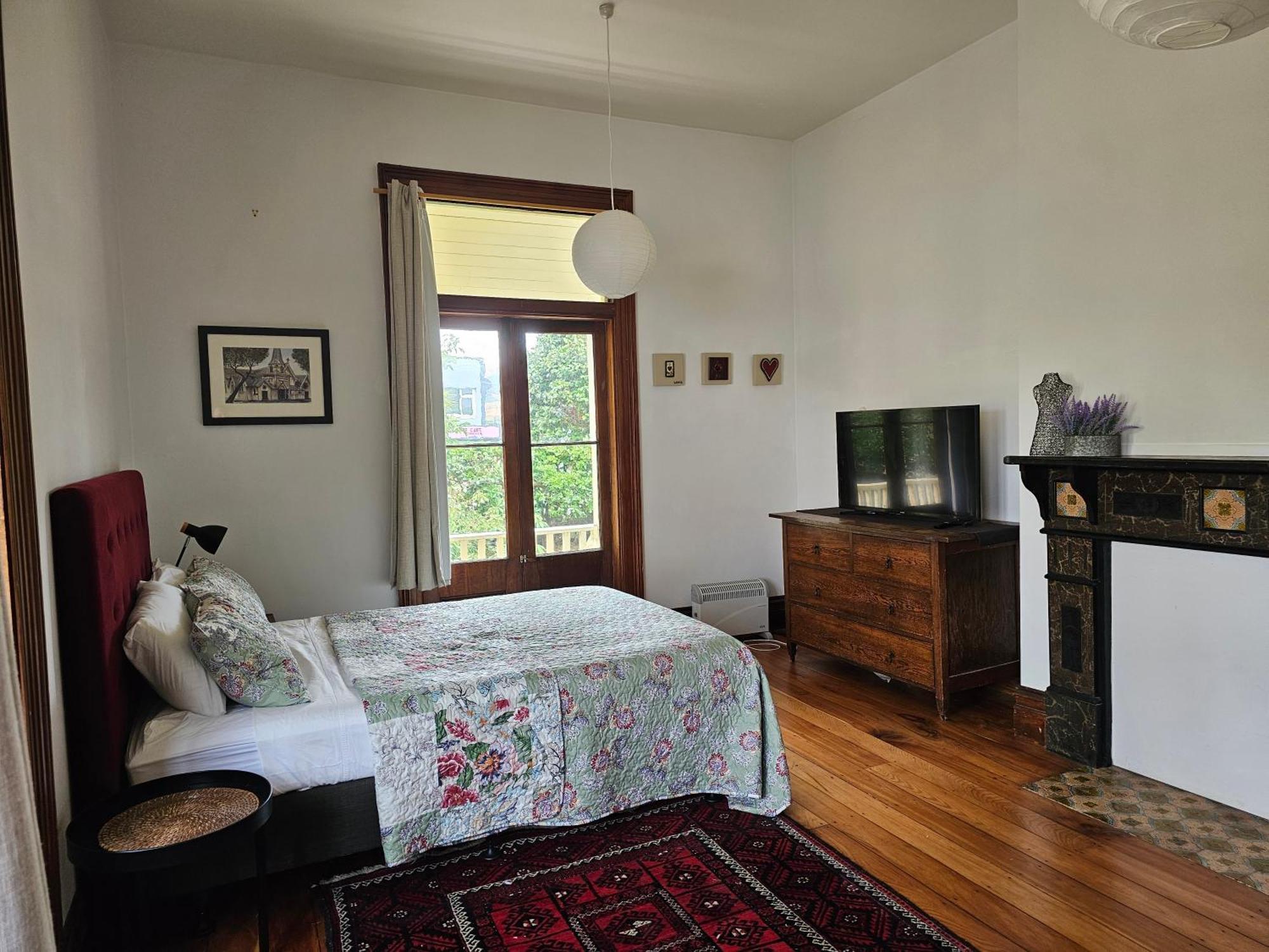 Brony'S Beachfront-Short And Long Term Stays Porirua Esterno foto